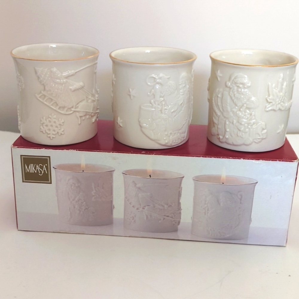 Mikasa Fine China Porcelain Holiday Set of 3 Christmas Tealight Candle Holders